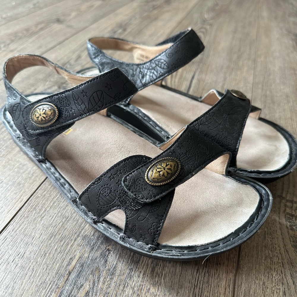 Allegria Womens Shoe Size 40